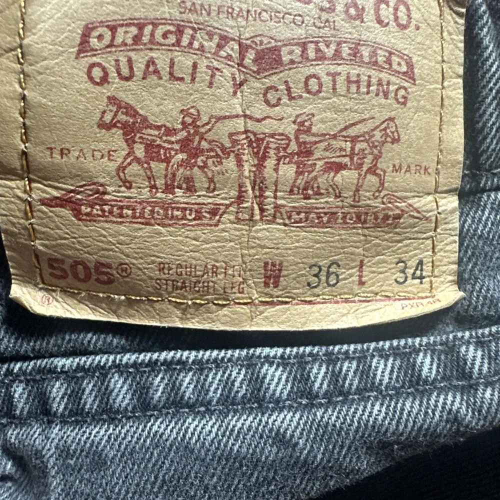 Vintage Levis 505 Faded Black Jeans Mens (Fit 32/33) Made in USA Straight Leg